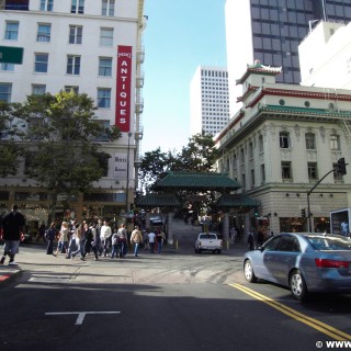 San Francisco. - Westküste, Chinatown, Chinatown Gate, Dragon Gate, San Francisco - (Chinatown, San Francisco, California, Vereinigte Staaten)