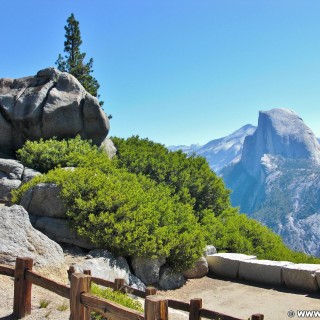 Yosemite National Park. - Landschaft, Panorama, Yosemite Nationalpark, Half Dome, Glacier Point - (Curry Village, Yosemite National Park, California, Vereinigte Staaten)