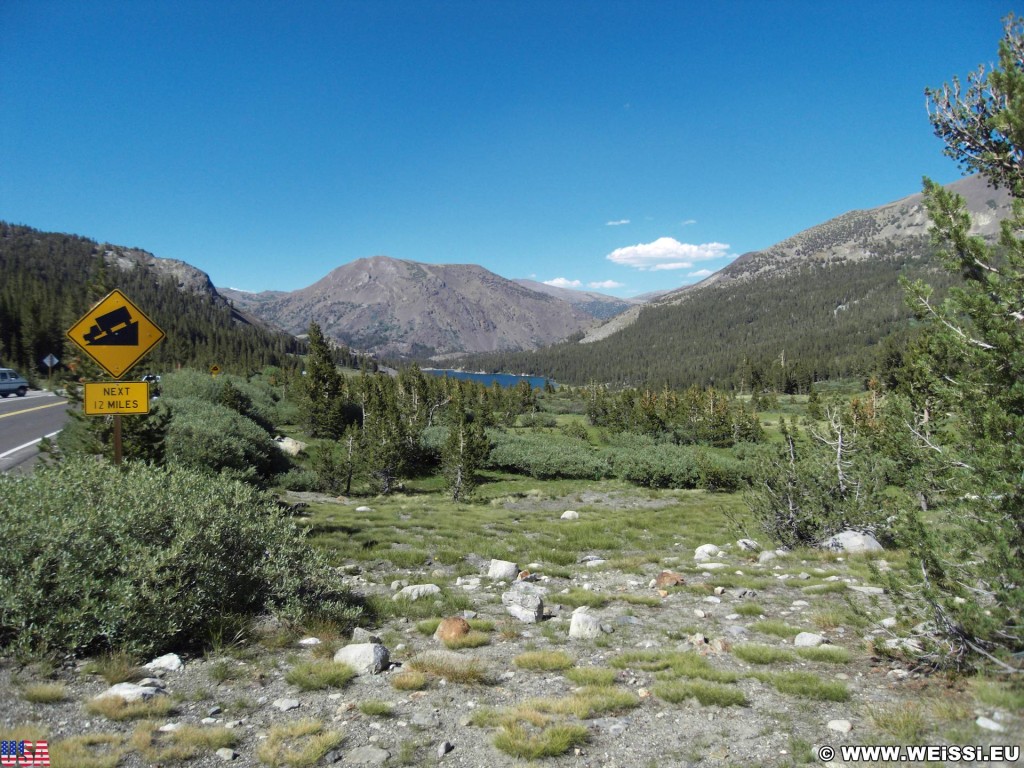 Yosemite National Park. - Landschaft, Panorama, See, Tioga Pass, Gebirgssee, Tioga Lake - (Lundy, Yosemite National Park, California, Vereinigte Staaten)