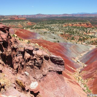 Burr Trail. Burr Trail Scenic Backway. - Landschaft, Aussichtspunkt, Sandstein, Sandsteinformationen, Grand Staircase Escalante National Monument, Scenic Backway, Burr Trail, Bentonite Hills, Long Canyon Overlook - WEISSINGER Edeltraud - (Boulder Town, Boulder, Utah, Vereinigte Staaten)