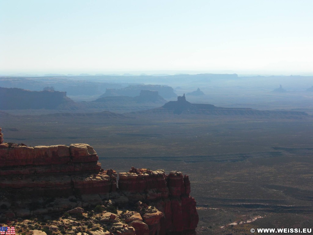 Moki Dugway, State Route 261 - Scenic Byway. - Landschaft, Felswand, Scenic Byway, Moki Dugway, State Route 261, Steilhang - (Mexican Hat, Utah, Vereinigte Staaten)