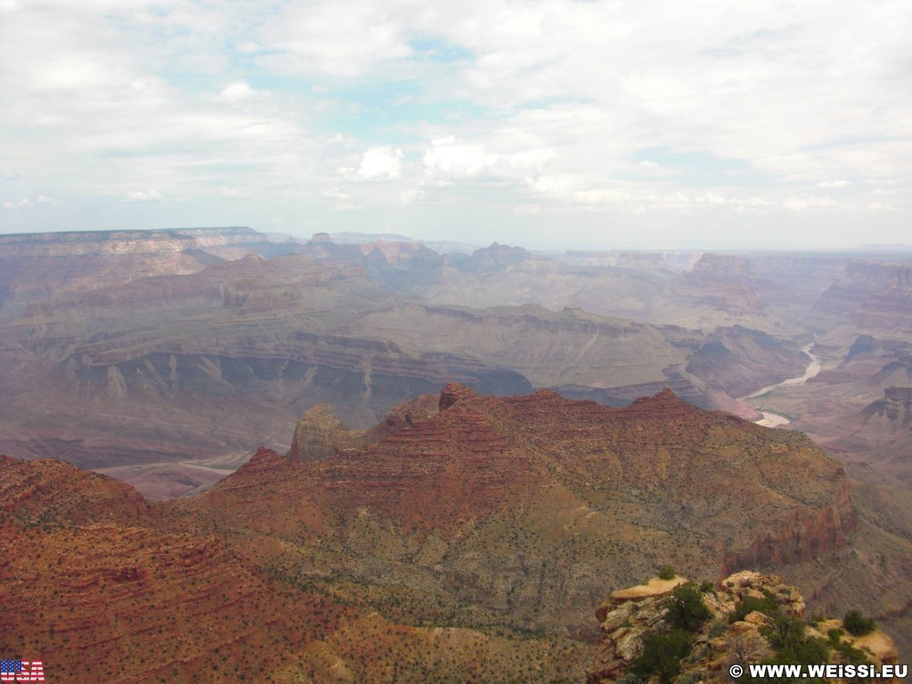 Grand Canyon National Park. Navajo Point - Grand Canyon National Park. - Aussichtspunkt, East Rim, Grand Canyon, National Park, East Rim Drive, Navajo Point - (Vista Encantada, Grand Canyon, Arizona, Vereinigte Staaten)