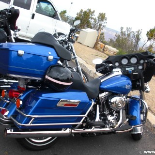 Grand Canyon National Park. Navajo Point - Grand Canyon National Park. - Motorrad, Aussichtspunkt, Harley-Davidson, East Rim, Grand Canyon, National Park, East Rim Drive, Navajo Point, Electra Glide - (Vista Encantada, Grand Canyon, Arizona, Vereinigte Staaten)