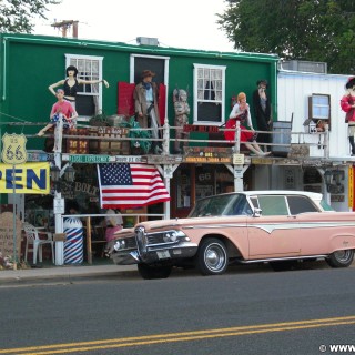 Historic Route 66. - Gebäude, Auto, Route 66, Seligman - (Seligman, Arizona, Vereinigte Staaten)