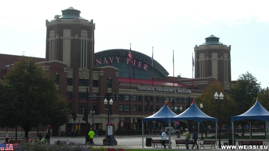 Navy Pier. - Gebäude, Cityfront Place, Navy Pier, Chicago Childrens Museum - (Cityfront Place, Chicago, Illinois, Vereinigte Staaten)