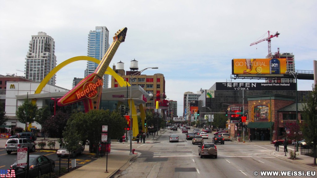 McDonalds und HardRock Cafe. - Mc Donald's, Towertown, Hard Rock Cafe - (Towertown, Chicago, Illinois, Vereinigte Staaten)