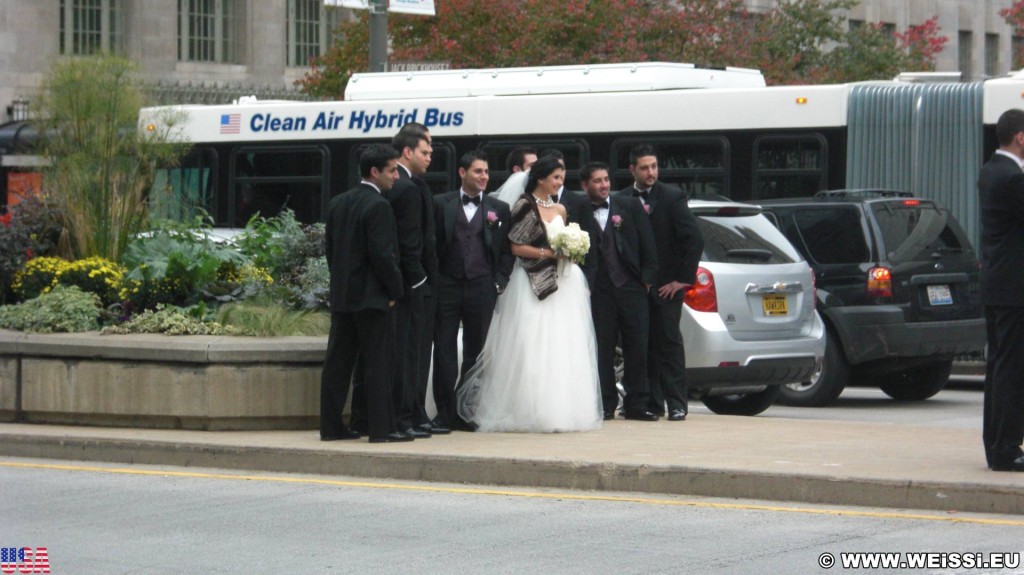 Hochzeit. - Cityfront Center, Brautpaar - (Cityfront Center, Chicago, Illinois, Vereinigte Staaten)