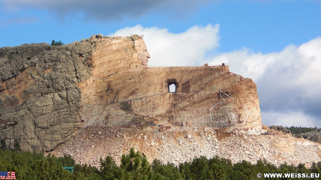 Crazy Horse Memorial. - Felsformation, Berg, Felswand, Skulptur, Gesicht, Black Hills, Granit, Berne, Crazy Horse Memorial, Custer, Crazy Horse, Thunderhead Mountain, Korczak Ziolkowski - (Berne, Custer, South Dakota, Vereinigte Staaten)