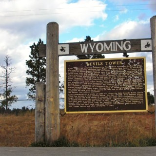 Devils Tower National Monument. - Sehenswürdigkeit, Berg, Monolith, Attraktion, Teufelsturm - (Devils Tower, Wyoming, Vereinigte Staaten)