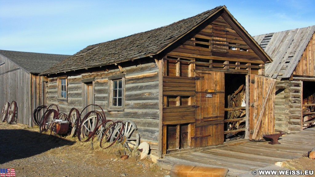 Old Trail Town. Old Trail Town - Museum of the Old West. - Gebäude, Holzhaus, Holzhütte, Wild West, Old Trail Town, Museum of the Old West, Wilder Westen - (Cody, Wyoming, Vereinigte Staaten)