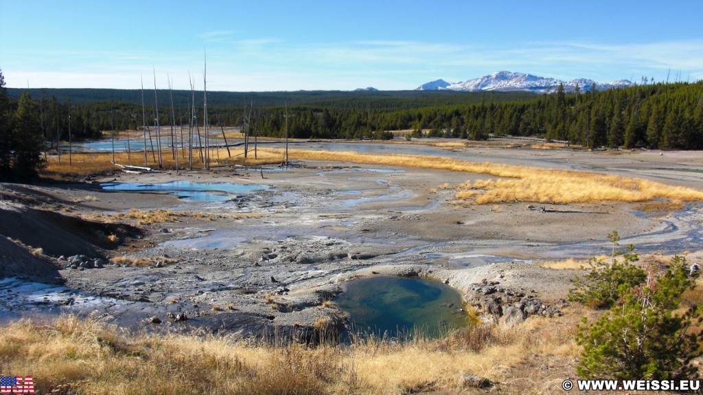 Yellowstone-Nationalpark. Porcelain Basin - Norris Geyser Basin - Yellowstone-Nationalpark. - Norris Geyser Basin, Porcelain Basin - (Canyon Junction, Yellowstone National Park, Wyoming, Vereinigte Staaten)