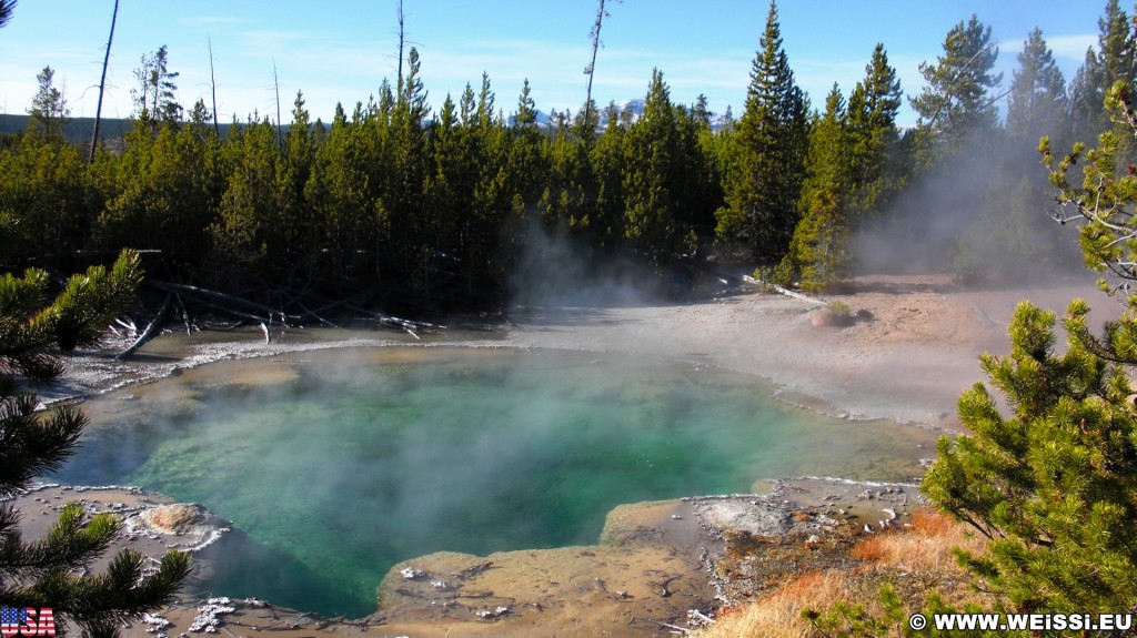 Yellowstone-Nationalpark. Emerald Spring, Norris Geyser Basin - Yellowstone-Nationalpark. - Norris Geyser Basin, Emerald Spring - (Canyon Junction, Yellowstone National Park, Wyoming, Vereinigte Staaten)