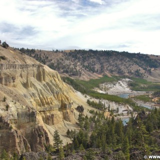 Yellowstone-Nationalpark. Calcite Springs Overlook, Tower-Roosevelt - Yellowstone-Nationalpark. - Overlook, Yellowstone River, Yellowstone River Overlook, Lookout, The Narrows, Calcite Springs, Tower-Roosevelt - (Devils Den, Yellowstone National Park, Wyoming, Vereinigte Staaten)