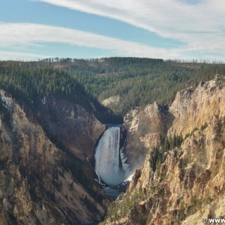 Yellowstone-Nationalpark. Grand Canyon of the Yellowstone, Grand Canyon of the Yellowstone - Lower Falls vom Artist Point am South Rim - Yellowstone-Nationalpark. - Wasserfall, Canyon, Artists Point, Yellowstone River, Lower Falls, Canyon Village, Grand Canyon of the Yellowstone, South Rim Drive, South Rim - (Canyon Village, Yellowstone National Park, Wyoming, Vereinigte Staaten)