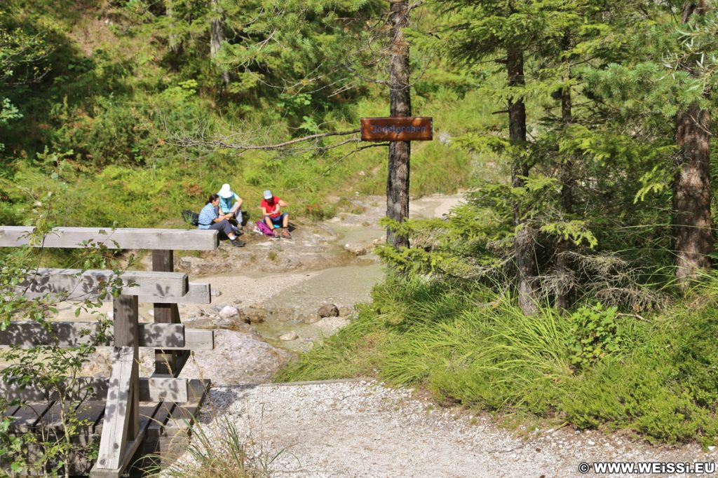 Ötschergräben - Der Grand Canyon Niederösterreichs. Gut gestärkt geht es weiter über den Jodelgraben in die hinteren Ötschergräben zum Mira- und Schleierfall.. - Ötschergräben, Hintere Ötschergräben - (Hagen, Mitterbach-Seerotte, Niederösterreich, Österreich)