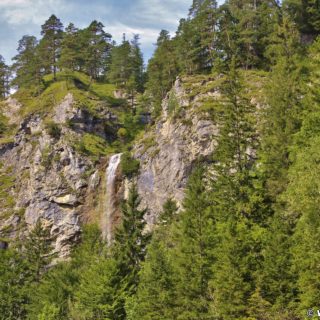 Ötschergräben - Der Grand Canyon Niederösterreichs, Mirafall. Schon aus der Ferne kann man den oberen Bereich des Mirafall erblicken.. - Wasserfall, Wasser, Ötschergräben, Hintere Ötschergräben, Mirafall - (Hagen, Mitterbach-Seerotte, Niederösterreich, Österreich)